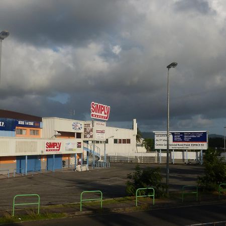 Airport Hotel Ducos Eksteriør bilde